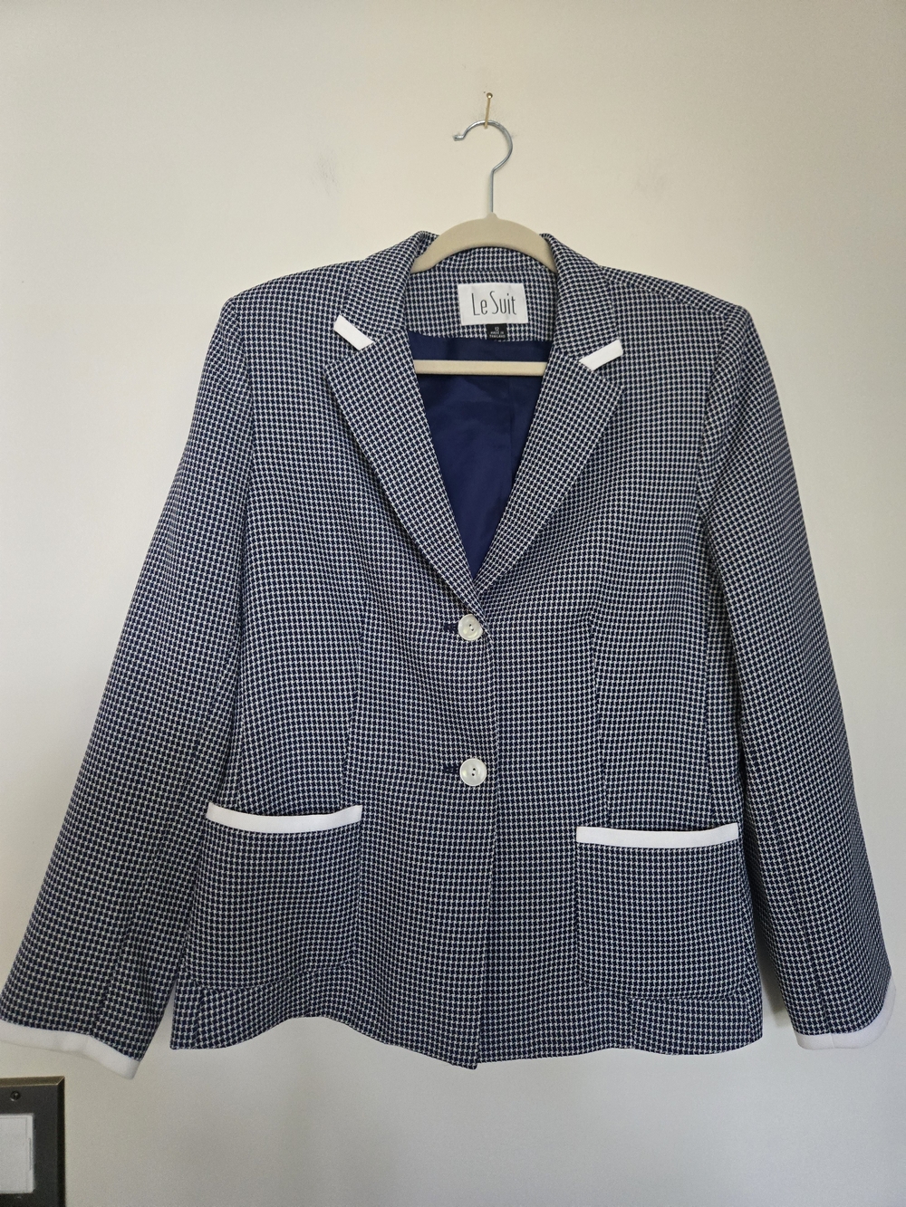 Le Suit Navy & White Houndstooth Blazer